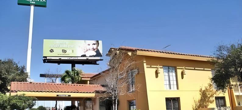 圣安东尼奥I-35瑞特曼路拉昆塔温德姆酒店(La Quinta Inn by Wyndham San Antonio I-35 N at Rittiman Rd)图片