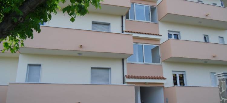 劳拉别墅住宅酒店(Villa Laura Residence Hotel Apartments & Studios)图片