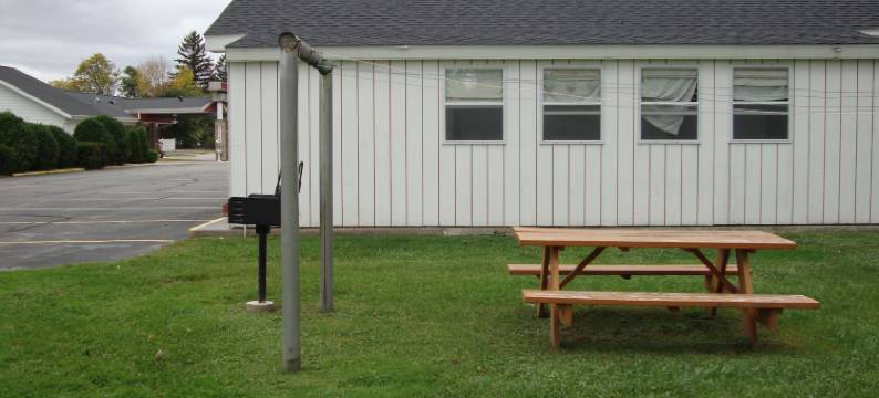 平康宁步道汽车旅馆(Pinconning Trail Inn Motel)图片