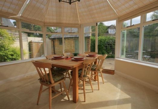 Keen Cottage Hotel Overview