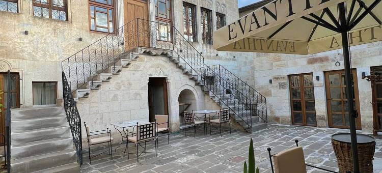 埃文西亚洞穴套房酒店(Evanthia Cave Suites - Special Class)图片