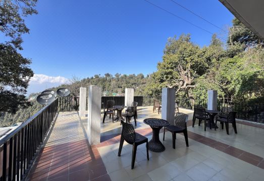 Canadian Cottage Dalhousie Hotel Overview