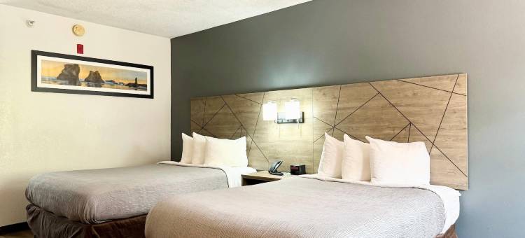 格林维尔I-65凯艺套房酒店(Quality Inn & Suites Greenville I-65)图片