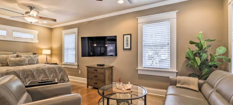 海德公园豪华工作室，地理位置优越！(Hyde Park Luxury Studio w/ Prime Location!)图片