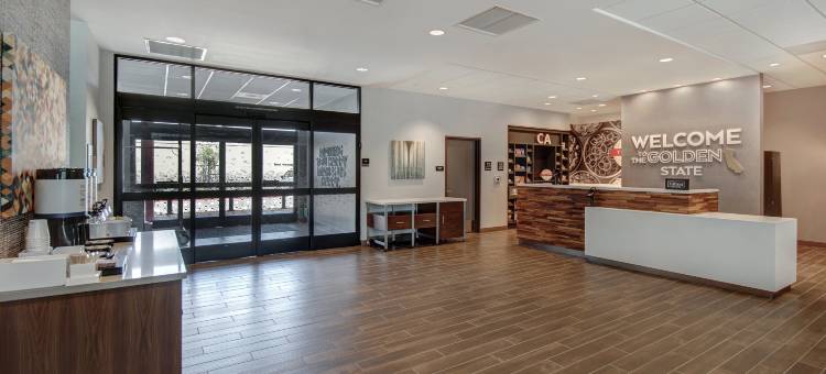 欢朋酒店和套房阳光谷硅谷(Hampton Inn & Suites Sunnyvale Silicon Valley)图片