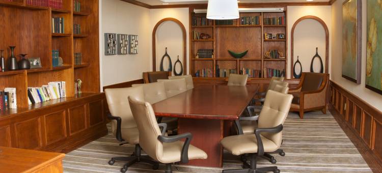 罗利达拉姆希尔顿逸林套房酒店(DoubleTree Suites by Hilton Raleigh - Durham)图片