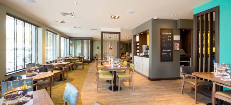 莱克镇中心普瑞米尔酒店(Premier Inn Leek Town Centre)图片