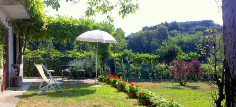 Shimmering Serenity in Pastrengo图片