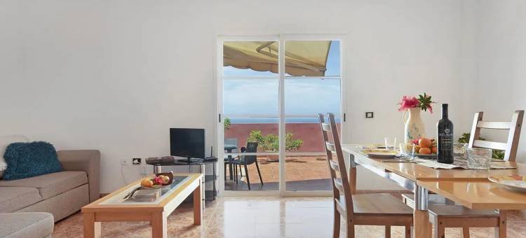 Holiday Home in Puerto near Playa Jardin图片