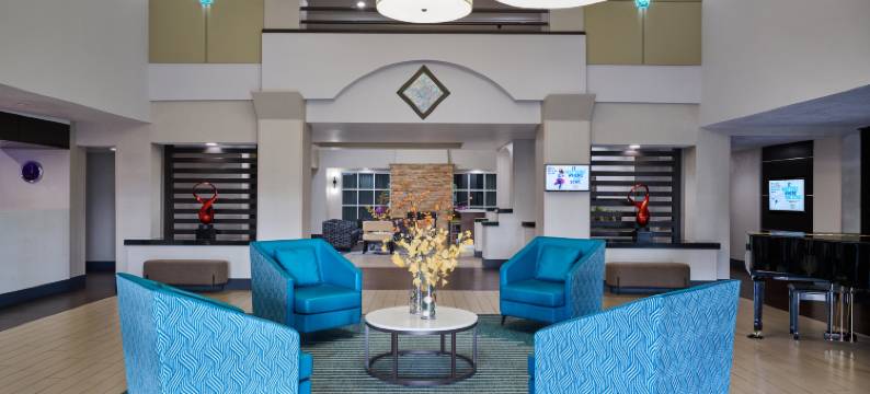 希尔顿逸林酒店-查茨沃斯(DoubleTree by Hilton Chatsworth)图片