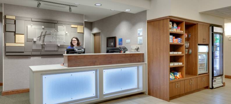 智选假日套房酒店米切尔 by IHG(Holiday Inn Express & Suites MITCHELL by IHG)图片