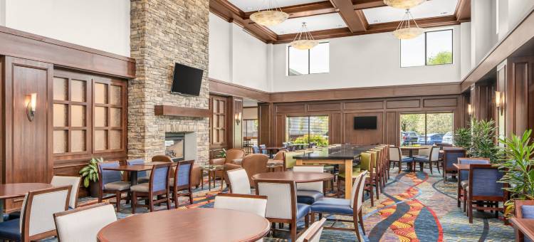 智选假日套房酒店威尔明顿，纽华克(Holiday Inn Express & Suites Wilmington-Newark)图片