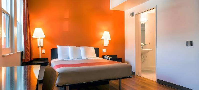 圣迭戈市中心6号汽车旅馆(Motel 6 San Diego, CA - Downtown)图片