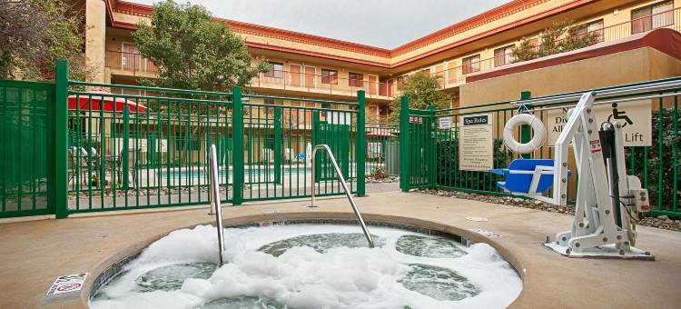 兰花贝斯特韦斯特优质套房酒店(Best Western Plus Orchid Hotel  Suites)图片