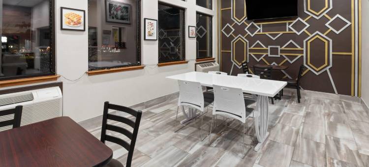 威诺纳温德姆速8酒店(Super 8 by Wyndham Winona MN)图片