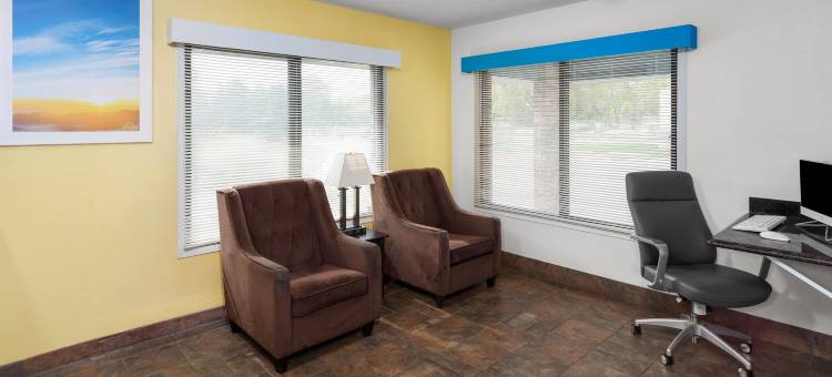 梅森城温德姆戴斯酒店(Days Inn by Wyndham Mason City)图片