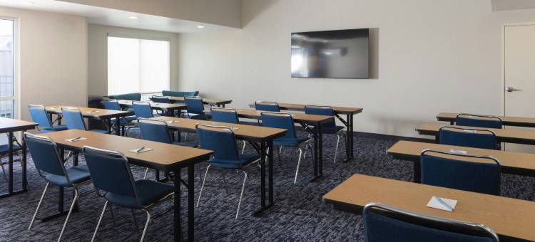 韦恩堡万豪万枫酒店(Fairfield Inn & Suites Fort Wayne)图片