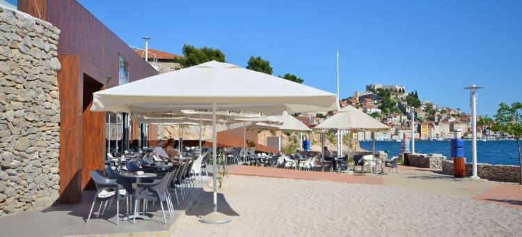 阿德里亚海套房公寓和房间(Apartments and Rooms Adriatic Suites)图片