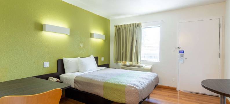 特区 - 南坎普泉6号汽车旅馆(Motel 6 Camp Springs, DC - South Camp Springs)图片