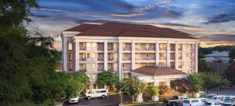 布兰森凯隆酒店(Clarion Hotel Branson)图片