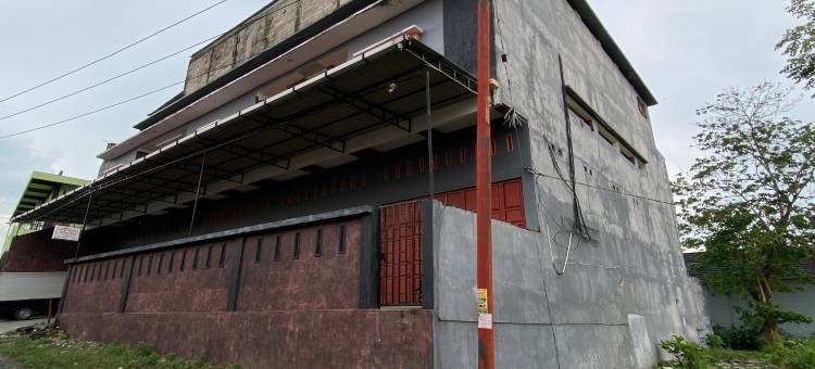 Hotel O 尼安伊斯兰公寓靠近Pertamina 74.91657马蒂罗塔西加油站(Hotel O Kost Nian Syariah Near Spbu Pertamina 74.91657 Mattirotasi Sidrap)图片