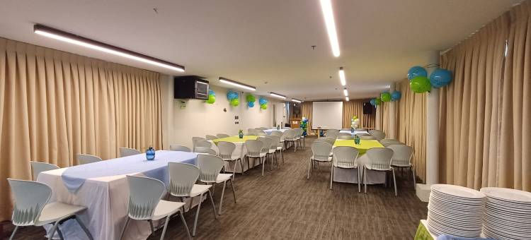 王子快捷酒店(Prince Express Inn)图片