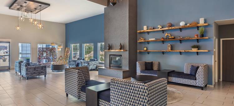 胡椒树奥本贝斯特韦斯特优质酒店(Best Western Plus Mountain View Auburn Inn)图片