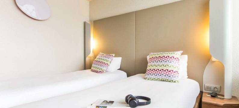 里昂东康铂酒店-圣艾修伯里机场(Campanile Lyon Est - AÉROPORT Saint EXUPÉRY)图片