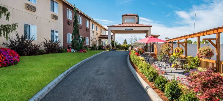 塞奎姆红狮套房酒店(Red Lion Inn & Suites Sequim at Olympic National Park)图片