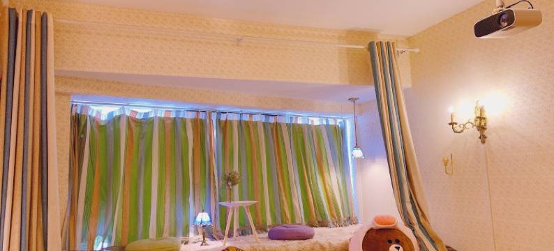 万达造梦者小黄人近泰华银座阳光100民宿(鸢飞路2号分店)图片