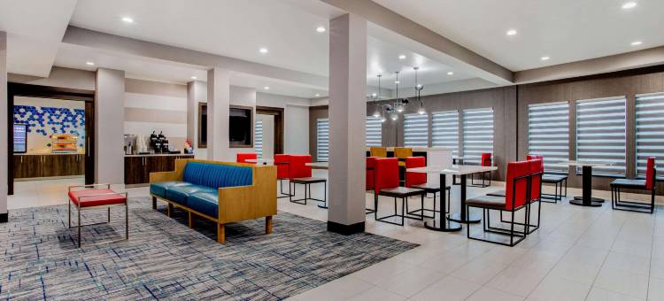 沃思堡北湖拉昆塔温德姆套房酒店(La Quinta Inn & Suites by Wyndham Northlake Fort Worth)图片