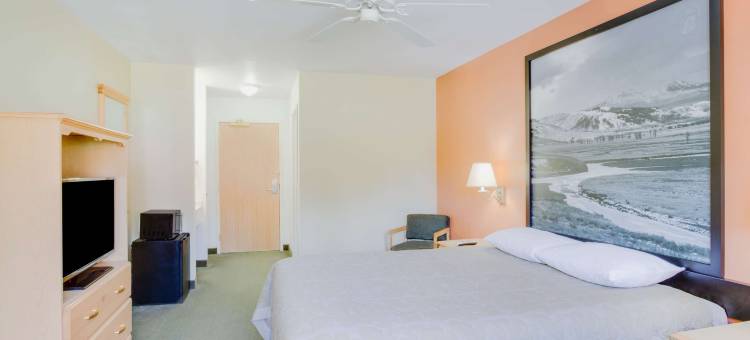 温德姆库克速8黄石公园旅馆(Super 8 by Wyndham Cooke City Yellowstone Park Area)图片