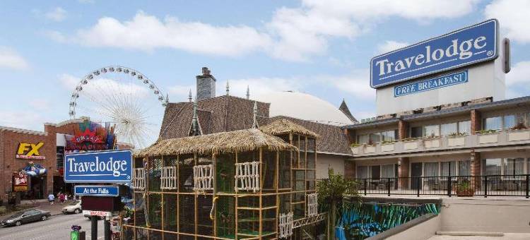 尼亚加拉瀑布Travelodge by Wyndham酒店(Travelodge by Wyndham Niagara Falls at the Falls)图片