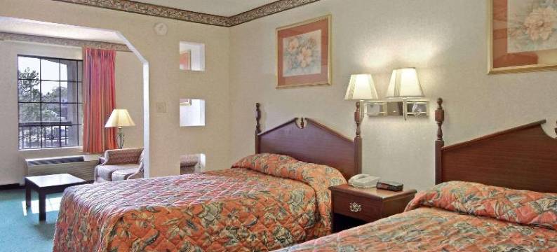 福特山谷戴斯套房酒店(Days Inn & Suites by Wyndham Fort Valley)图片