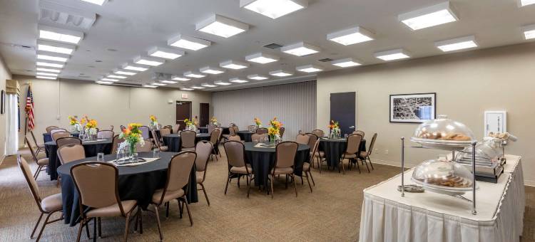 Miles City I-94 的舒眠套房酒店(Sleep Inn & Suites Miles City I-94)图片