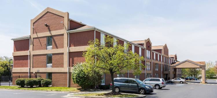 安德鲁斯联合基地舒适酒店(Comfort Inn at Joint Base Andrews)图片