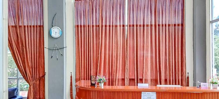 红多兹酒店-近雷雷米佩曼卡尔马诺夸里(RedDoorz Near Reremi Pemancar Manokwari)图片