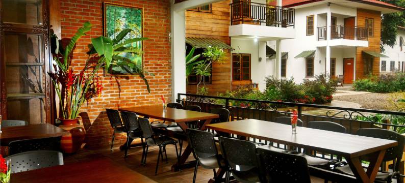 普里萨拉斯家庭花园伊斯兰酒店(Puri Saras Family Garden Hotel Syariah)图片