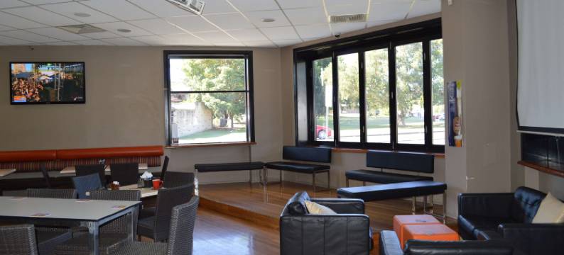 布莱克巴特贝斯特韦斯特酒店(Best Western Blackbutt Inn)图片