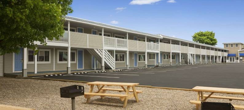 西雅茅斯/海恩尼斯科德角地区戴斯酒店(Days Inn by Wyndham West Yarmouth/Hyannis Cape Cod Area)图片