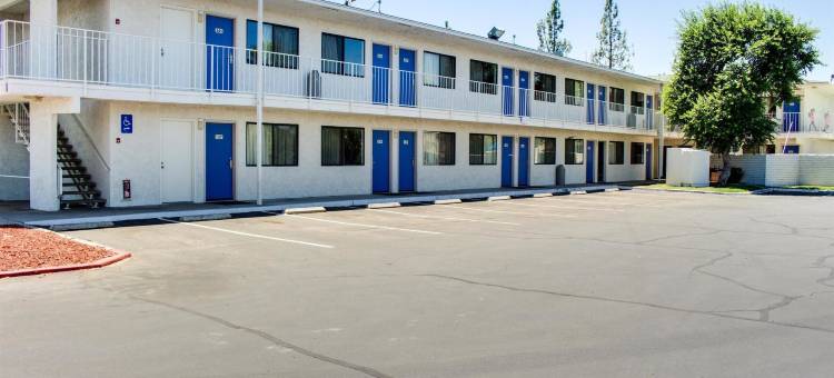 加利福尼亚贝克斯菲尔德 - 南 6 号汽车旅馆(Motel 6 Bakersfield, CA - South)图片