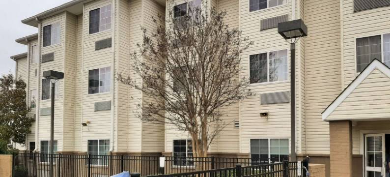 温德姆斯塔克维尔麦客达套房酒店(Starkville Inn & Suites)图片