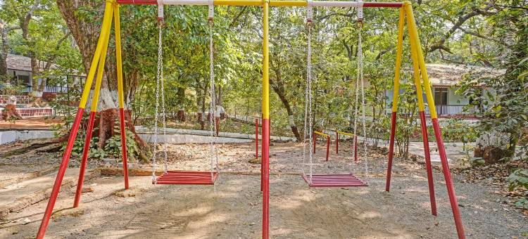 Treebo 塞西尔度假村，距离马瑟兰火车站600米(Treebo Cecil Resort, 600 Mtrs from Matheran Railway Station)图片