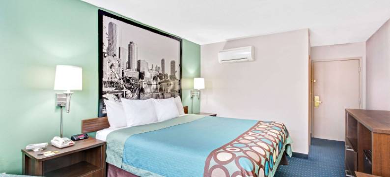 布罗克顿速8酒店(Super 8 by Wyndham Brockton)图片