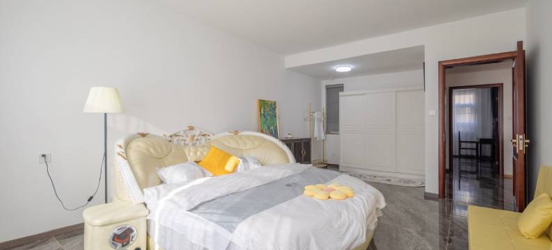 悠家1220烟台度假别墅(三亚路分店)图片