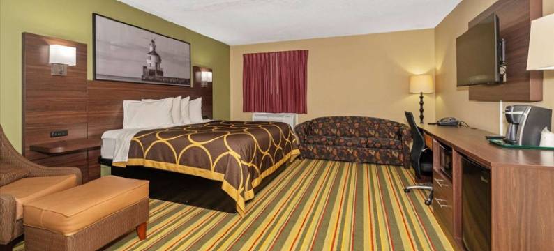 苏必利尔速8酒店(Super 8 by Wyndham Superior WI)图片