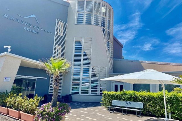 Mareneve Resort Over view