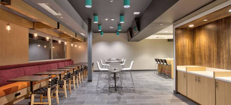 德克萨斯威奇托福尔斯希尔顿惠庭套房酒店(Home2 Suites by Hilton Wichita Falls)图片