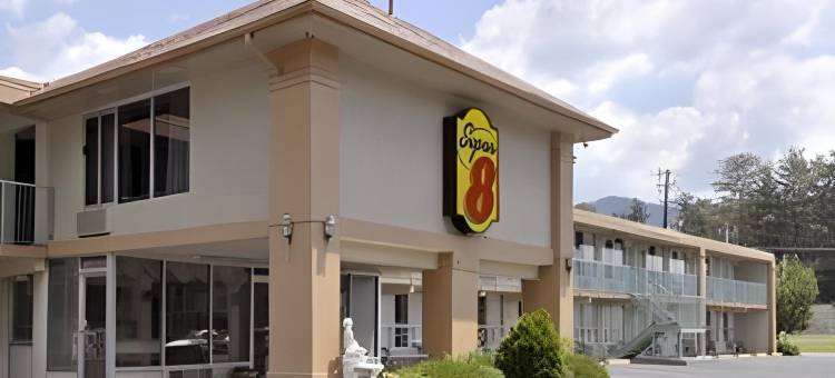 黑山速8酒店(Super 8 by Wyndham Black Mountain)图片