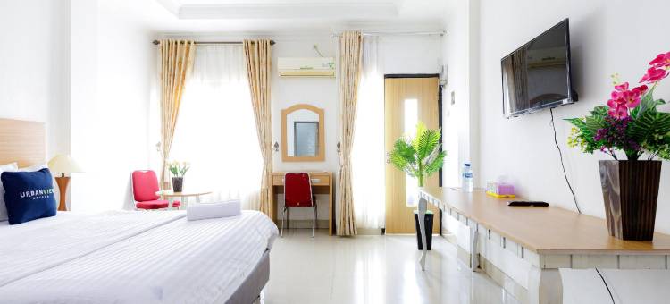 城市景观SRB宿布布尔酒店(Urbanview Srb Near Mall Ciputra Cibubur by RedDoorz)图片